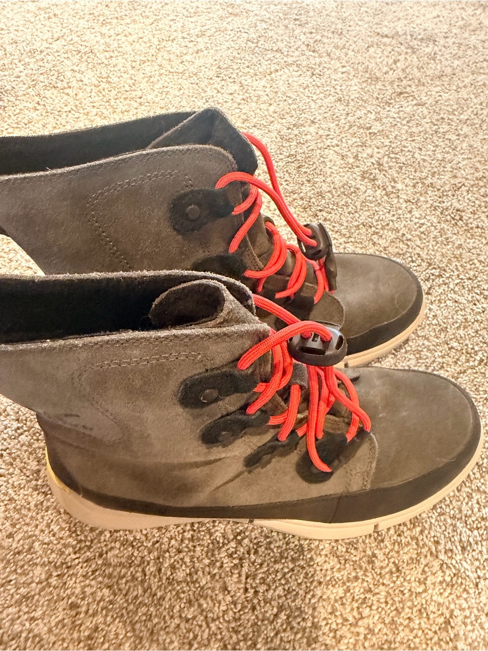Sorel Gray Suede Kids Boots with Red Laces